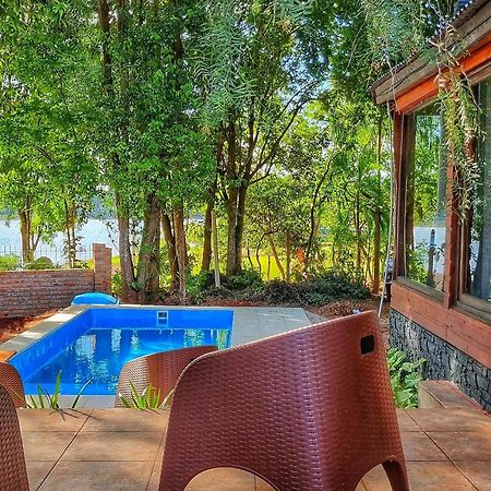 La Casa Del Lago Urugua-I Villa Puerto Iguazu Bagian luar foto