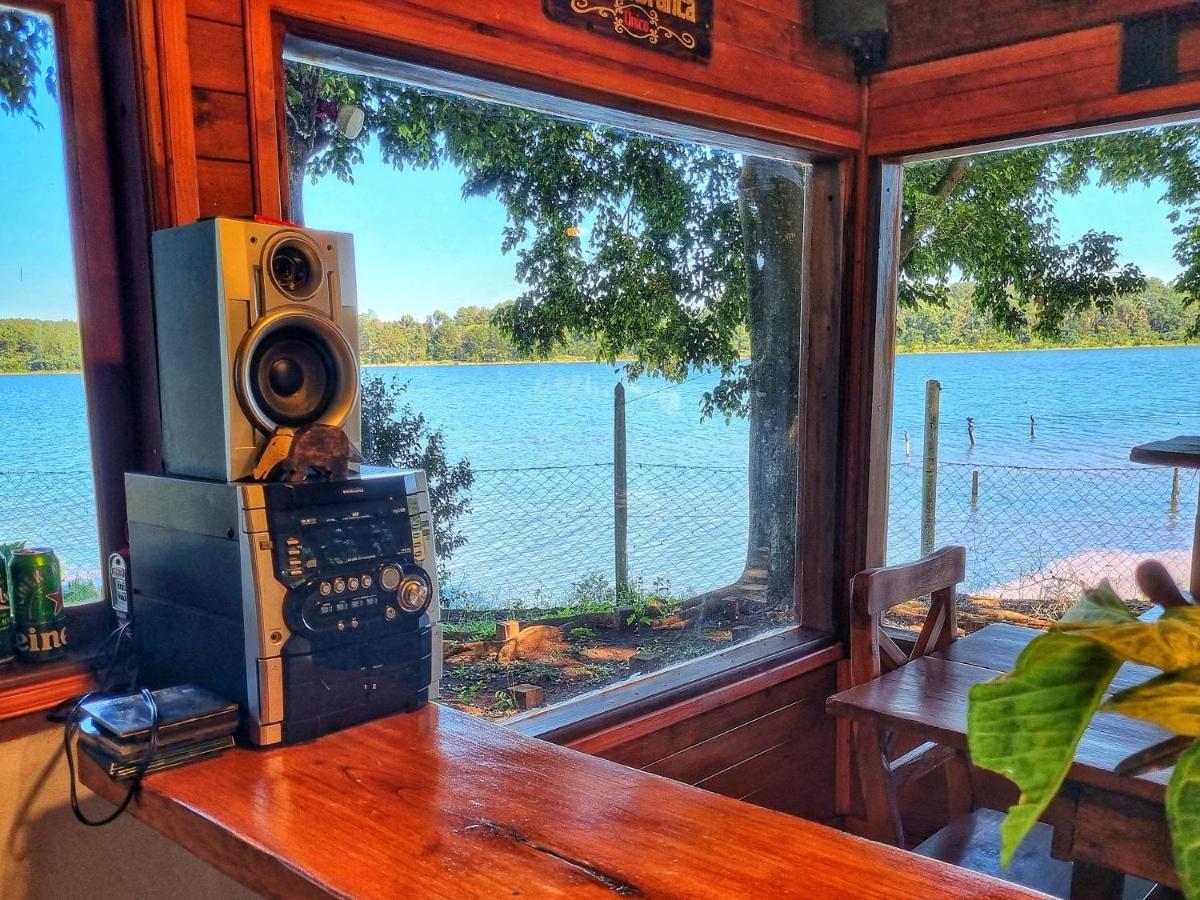 La Casa Del Lago Urugua-I Villa Puerto Iguazu Bagian luar foto