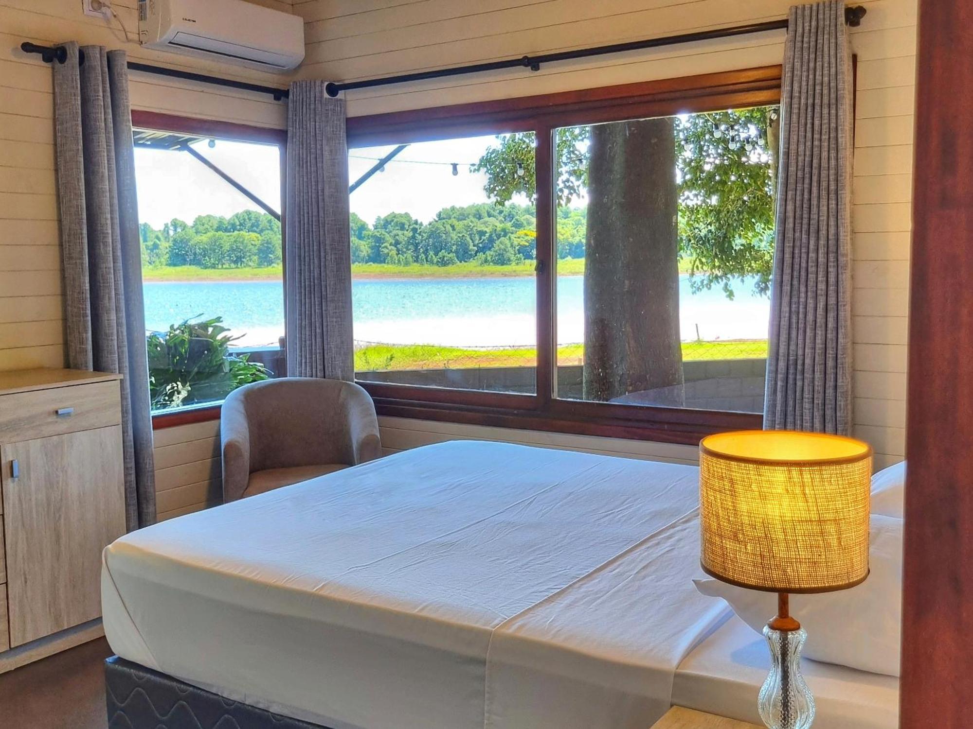 La Casa Del Lago Urugua-I Villa Puerto Iguazu Bagian luar foto
